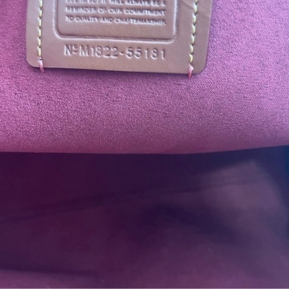 Coach Highline Tote in Floal Print. - Picture 8 of 8